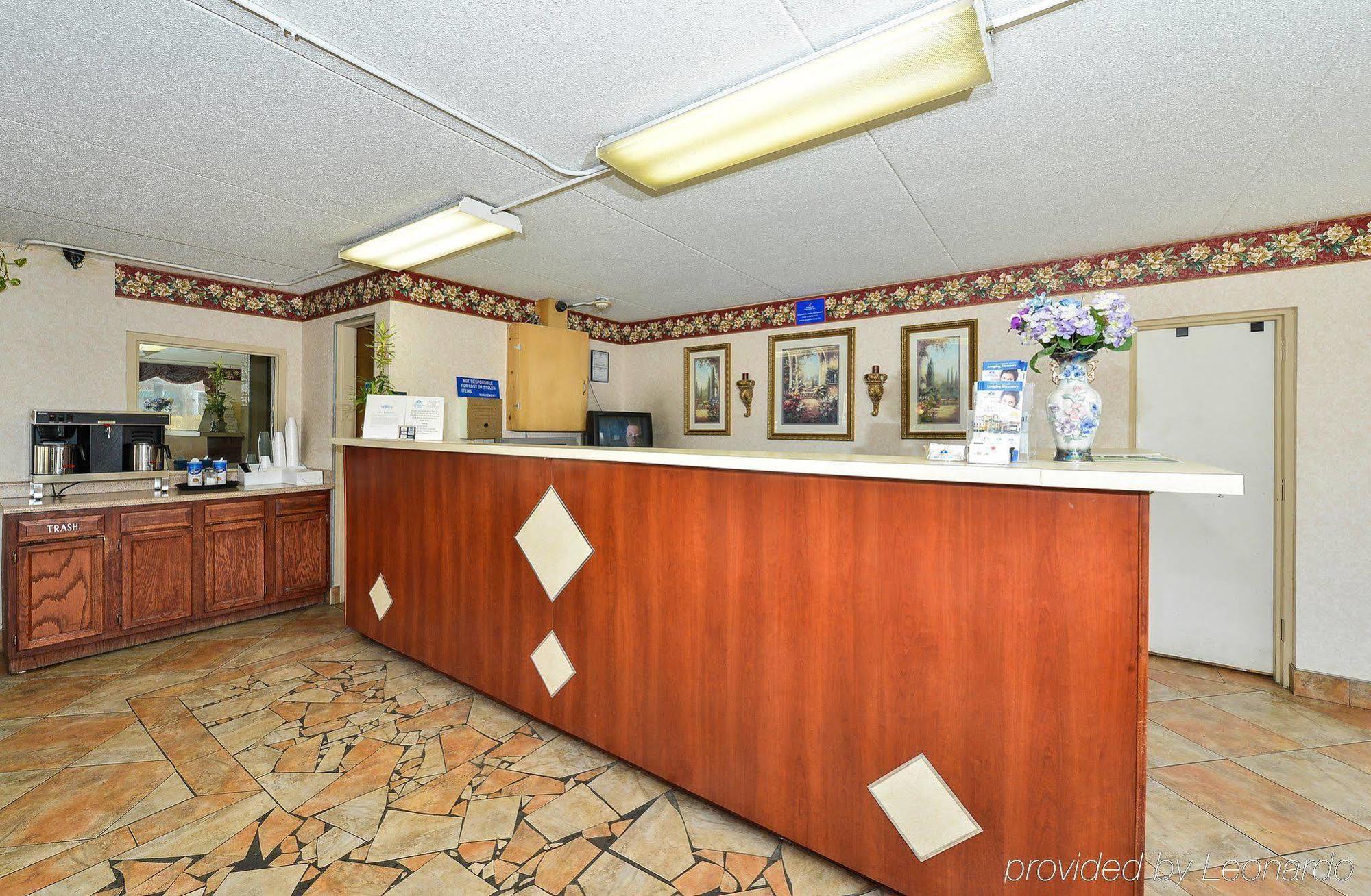 Americas Best Value Inn And Suites Knoxville Exteriér fotografie