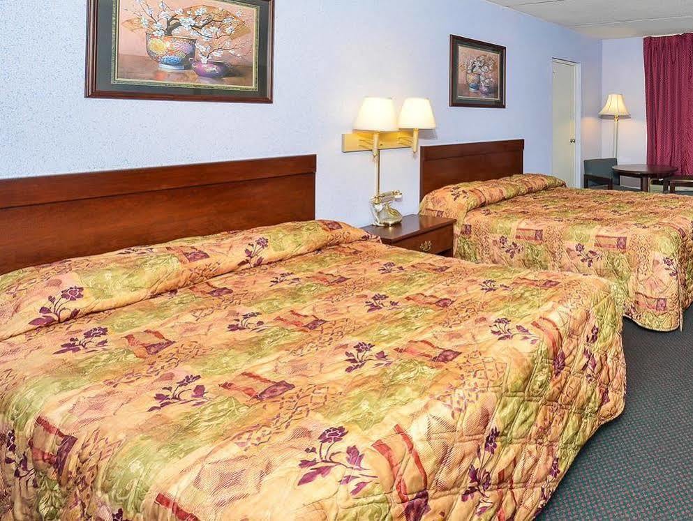 Americas Best Value Inn And Suites Knoxville Exteriér fotografie